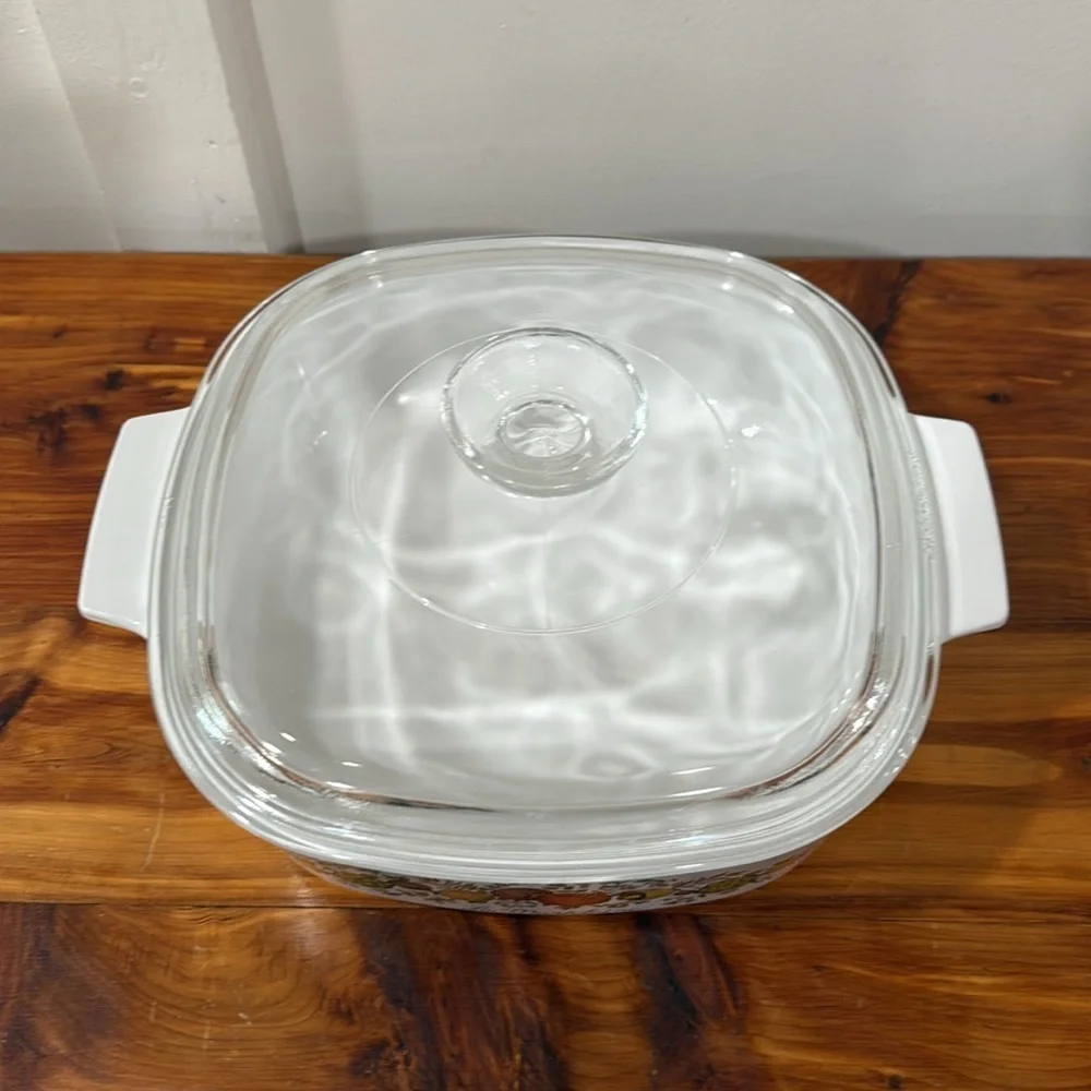 Vintage Corning Ware LA MARJOLAINE Spice of Life Casserole Dish w/ Lid